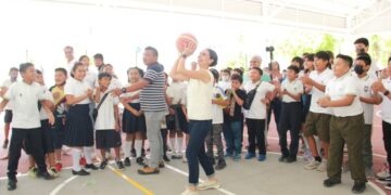 La formación de nuestras niñas y niños es prioridad: Ana Paty Peralta