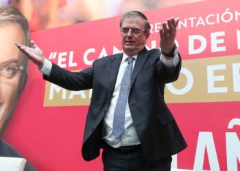 “O hay encuesta, o hay favorita”, señala Marcelo Ebrard sobre candidatura presidencial de Morena