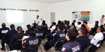 Capacitan a policías de Puerto Morelos sobre derechos de la comunidad LGBTTTIQ+