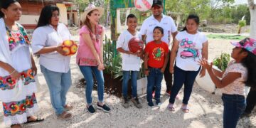 Continúa Atenea Gómez trazando proyectos para los niños y niñas