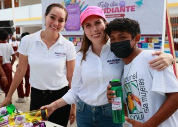Fomenta Atenea Gómez los buenos valores en el Día del Estudiante Técnico