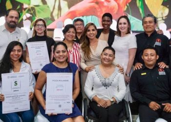 Éxito turístico de Quintana Roo, resultado del trabajo de su gente: Mara Lezama