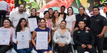 Éxito turístico de Quintana Roo, resultado del trabajo de su gente: Mara Lezama