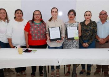 Atenea Gómez firma acuerdo de colaboración para proteger a niñas, niños y adolescentes