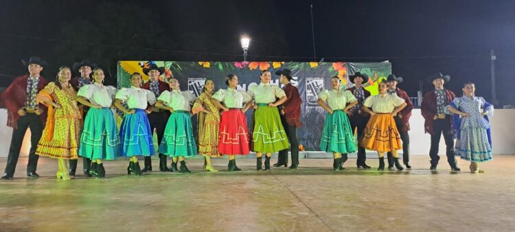 Impulsa la directora general de Cultura y las Artes de Puerto Morelos al talento leonense