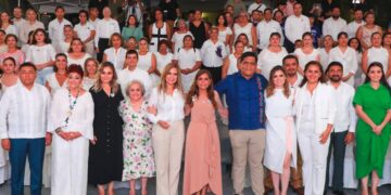 Cuauhtémoc Escobedo Campos toma protesta como presidente honorario del DIF Solidaridad