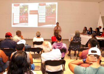 Emprendedores de Puerto Morelos, capacitados en obtención de distintivo “Hecho en Quintana Roo”