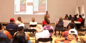 Emprendedores de Puerto Morelos, capacitados en obtención de distintivo “Hecho en Quintana Roo”