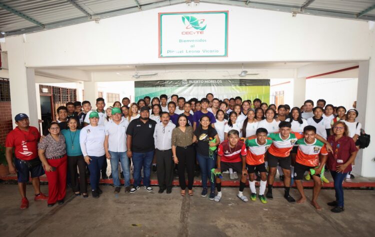 Blanca Merari asiste a encuentro deportivo “Muéstrame tu talento” en Cecyte de Leona Vicario