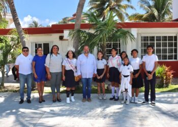 Ya tiene Puerto Morelos reina de los festejos del Día de la Marina
