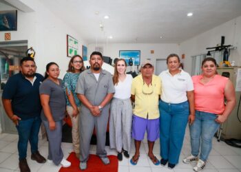 Fortalece Atenea Gómez acciones de salud y le cumple a los pescadores