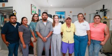 Fortalece Atenea Gómez acciones de salud y le cumple a los pescadores