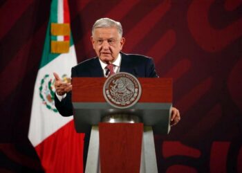 EE.UU. debe atender causas del consumo de drogas, señala AMLO a Sherwood-Randall