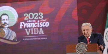 Ya casi se logra el acuerdo para adquirir a Mexicana de Aviación: AMLO