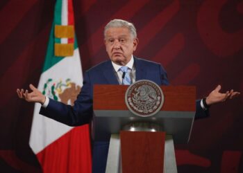 Reforma a ley minera amplía duración de concesiones, asegura AMLO