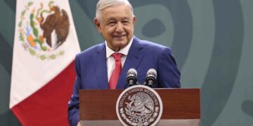 La Semar detectó la llegada de barco chino con 600 bultos de fentanilo: AMLO