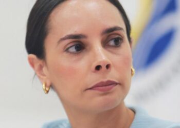 Trabaja Ana Paty Peralta por inclusión y prosperidad compartida en vialidad de Puerto Cancún