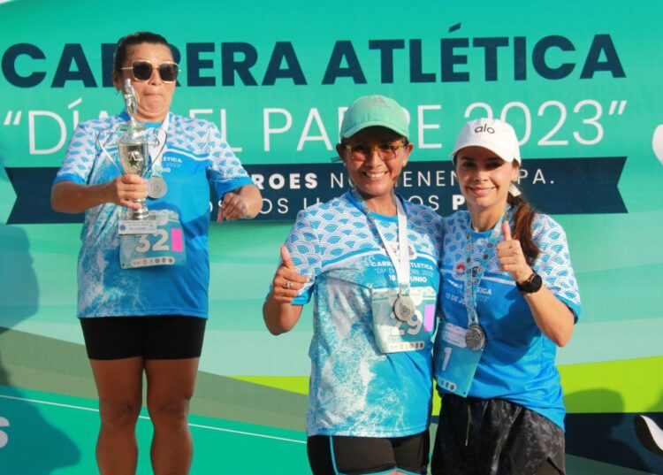 Ana Paty Peralta disfruta de carrera “Día del padre 2023”