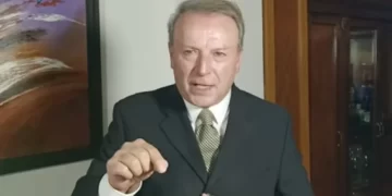 Renuncia Gilberto Lozano a FRENA para buscar la presidencia
