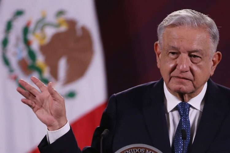 AMLO garantiza que no inclinará balanza a favor de ningún aspirante