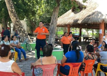 Geavig Puerto Morelos imparte pláticas sobre autoestima a mujeres víctimas de violencia