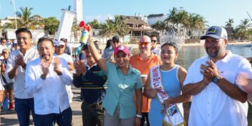 Da Blanca Merari disparó de salida a embarcaciones de torneo de pesca en Puerto Morelos
