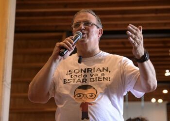 Siempre seré tu carnal, dice Marcelo Ebrard a AMLO