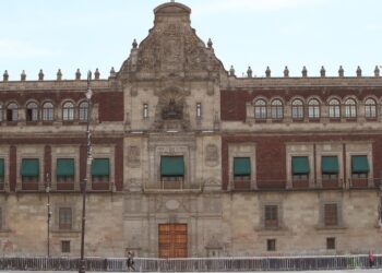 Se reúnen en el Palacio Nacional integrantes del gabinete presidencial