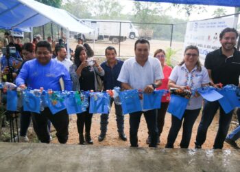 Inauguran primer punto fijo de Reciclatón en Playa del Carmen