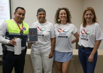 Entregan reconocimiento a Lili Campos por impulso al deporte