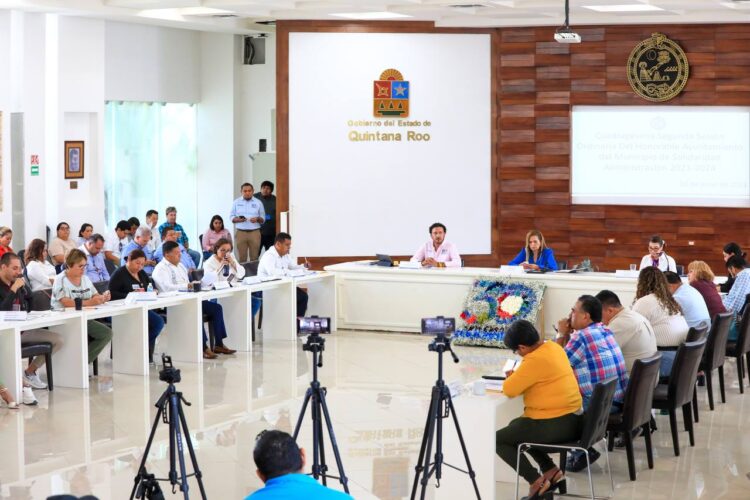 Aprobó Cabildo de Playa del Carmen acuerdos a favor de salud, obras y servicios