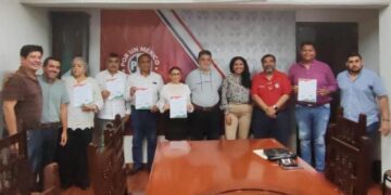 Pedro Flota toma protesta a nuevos integrantes del comité del PRI en Quintana Roo