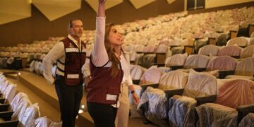 Mara Lezama anuncia pronta inauguración del Teatro de Cancún