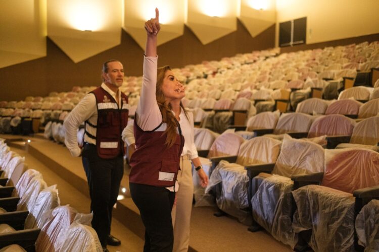 Mara Lezama anuncia pronta inauguración del Teatro de Cancún