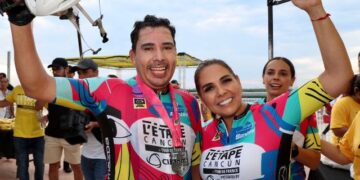 Da Mara Lezama banderazo de la L’etape Cancún By Tour de France 2023