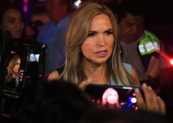 Refuerza Lili Campos seguridad del municipio con iluminación