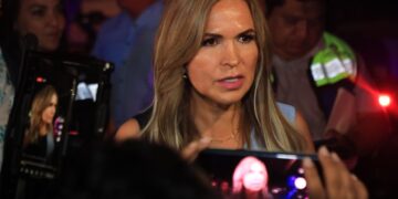 Refuerza Lili Campos seguridad del municipio con iluminación