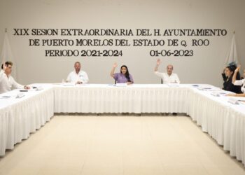 Cabildo de Puerto Morelos aprueba enviar al Congreso contratos de anterior administración