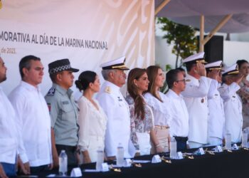 Reconoce la sociedad labor de mujeres y hombres de la Marina: Mara Lezama