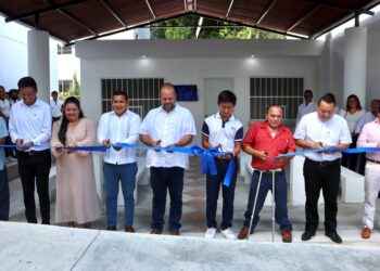 Inauguran comedor escolar en secundaria de Puerto Morelos