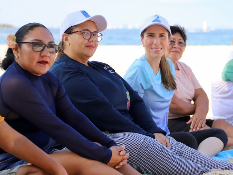 Genera Atenea Gómez bienestar a las mujeres Isleñas