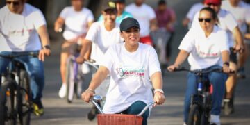Blanca Merari participa en rodada familiar como parte de la lucha contra el trabajo infantil