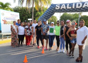 Se llevó a cabo la "Carrera en Tacones" en la Zona Insular de Isla Mujeres