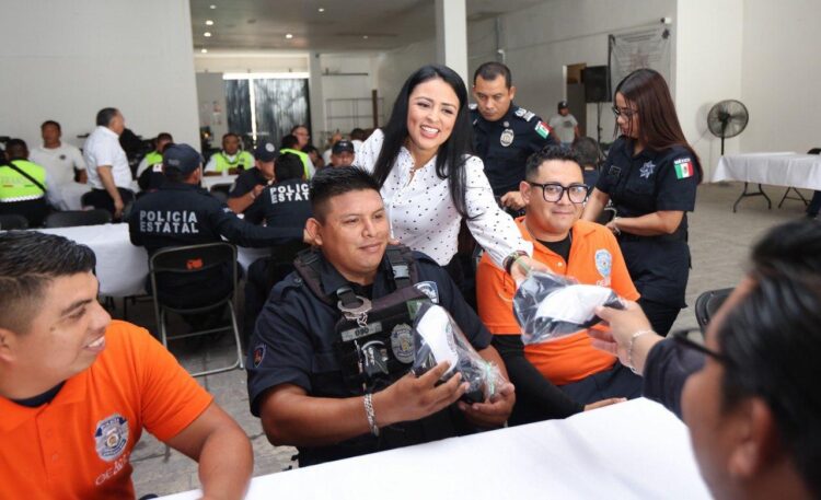 Trabajamos en Puerto Morelos para brindar bienestar y seguridad: Blanca Merari