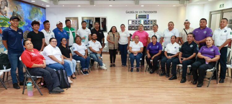 Impulsa Atenea Gómez entornos laborales saludables para las mujeres isleñas