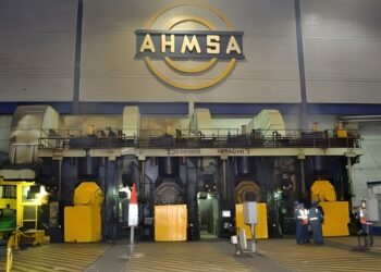 Ya hay algunas propuestas de inversionistas para Altos Hornos de México: AMLO