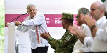 AMLO reitera llamado a cerrar filas para seguir con la transformación