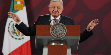 Se van ocho del gabinete en distintas fechas, señala AMLO