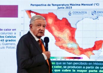 AMLO anuncia campaña frente a onda de calor en México