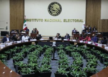 PAN interpone queja ante el INE contra proceso interno de Morena